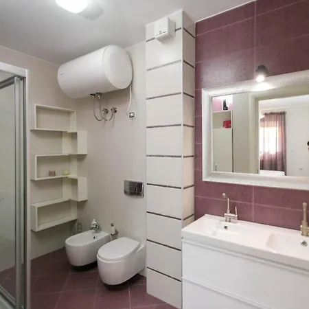 Apartment Genci's
